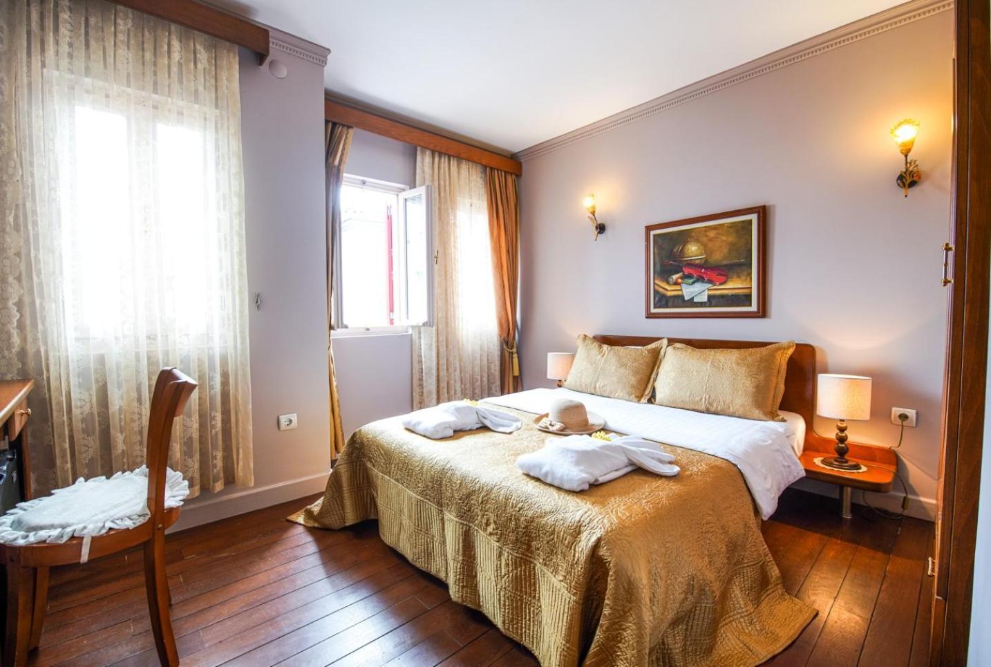 Bozcaada Biz Otel Bagian luar foto
